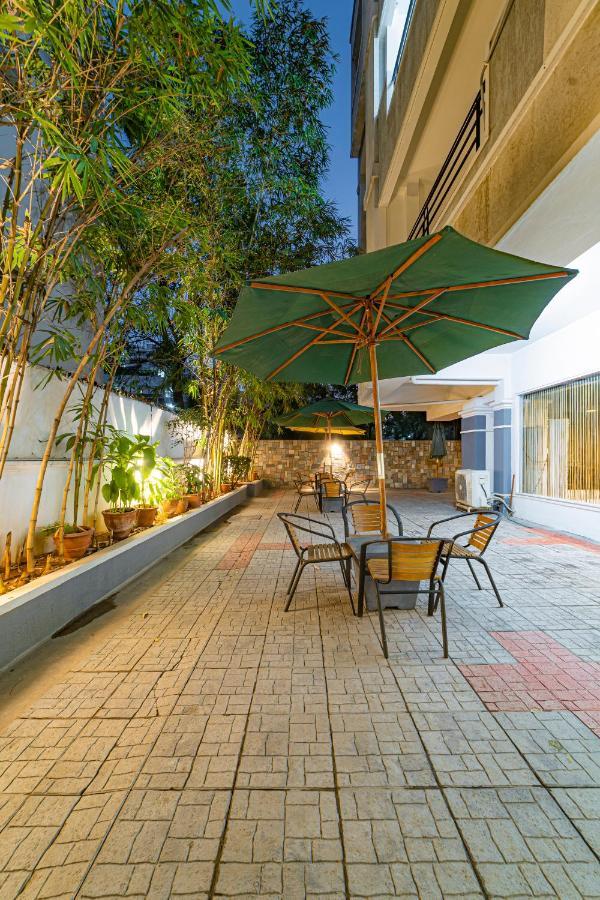 Hotel Athome , Whitefields, Kondapur Haidarábád Kültér fotó