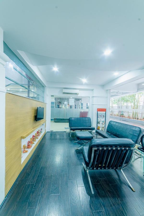 Hotel Athome , Whitefields, Kondapur Haidarábád Kültér fotó