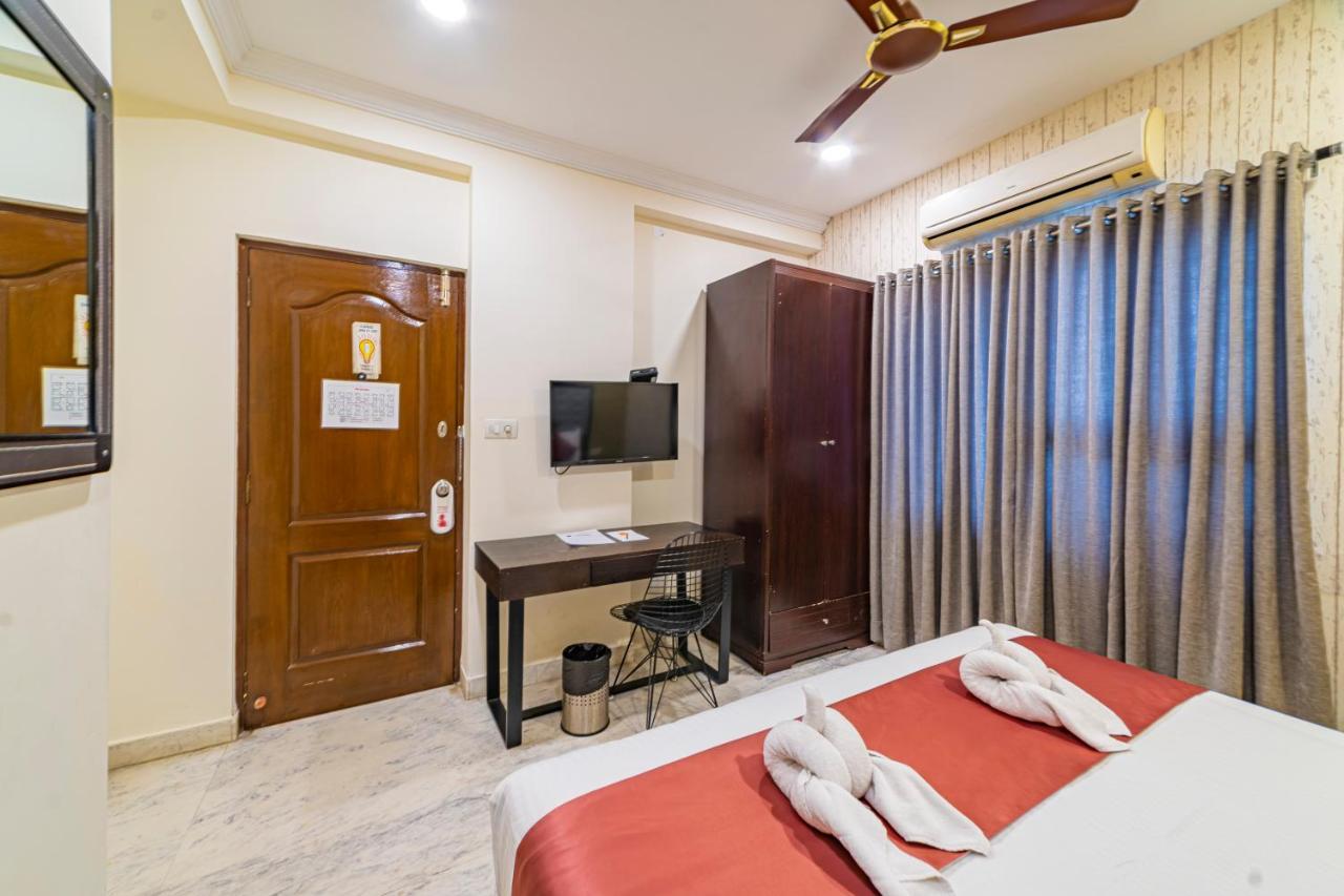 Hotel Athome , Whitefields, Kondapur Haidarábád Kültér fotó