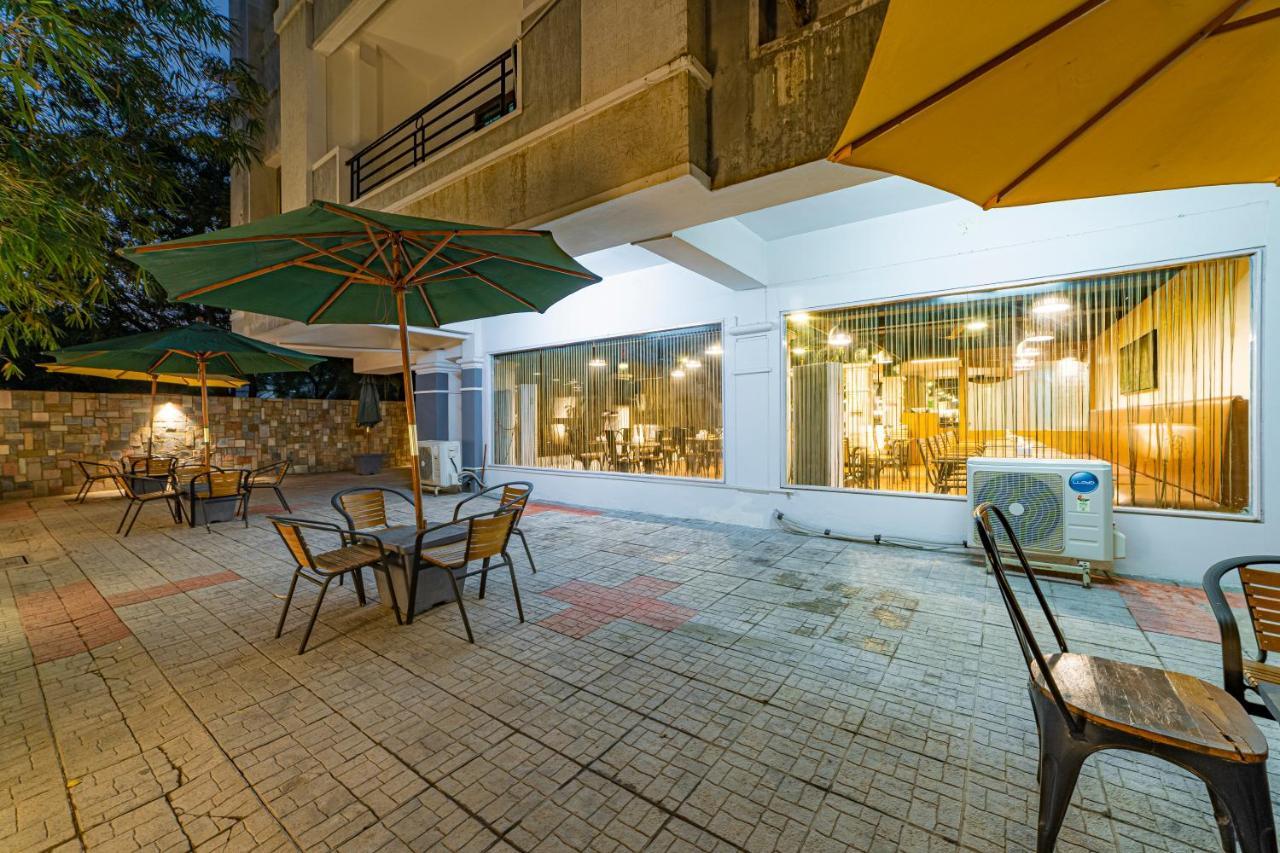 Hotel Athome , Whitefields, Kondapur Haidarábád Kültér fotó